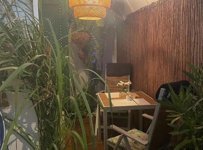 2-6 * Playa del Ingles (Gran Canaria)